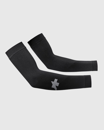Manguitos Assos Summer UV Protector P1 Black Series #2