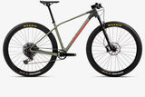 Pyörät Orbea Alma M21 Axs 2022 Savage Green/Bright Red Matte