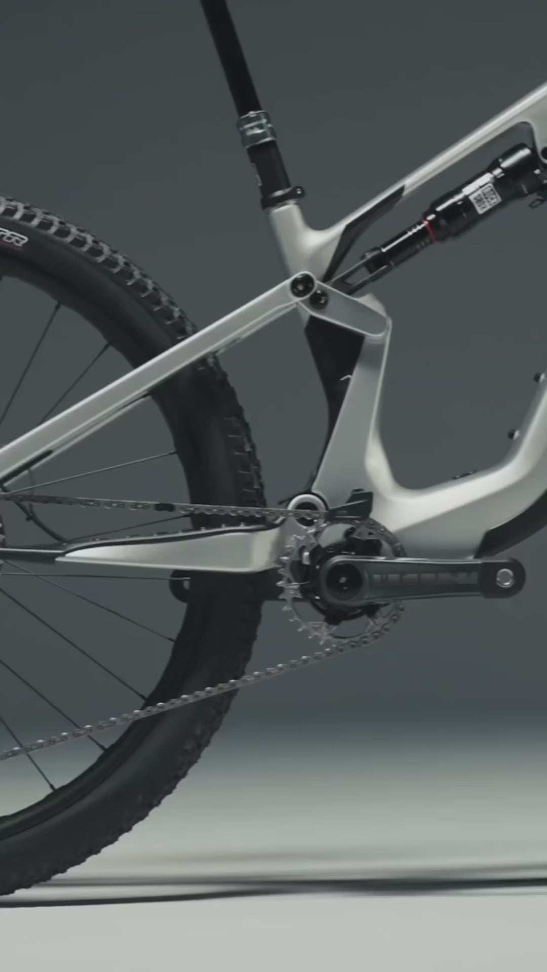 Lataa video: 